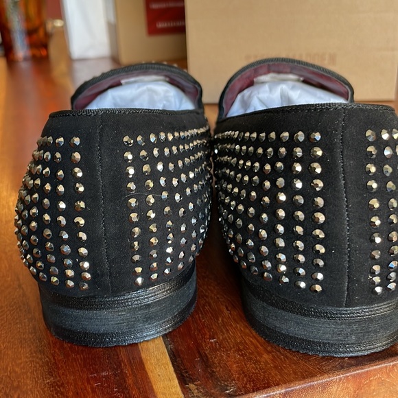 Steve Madden studded loafers super sharp. Size 10 - Picture 3 of 5